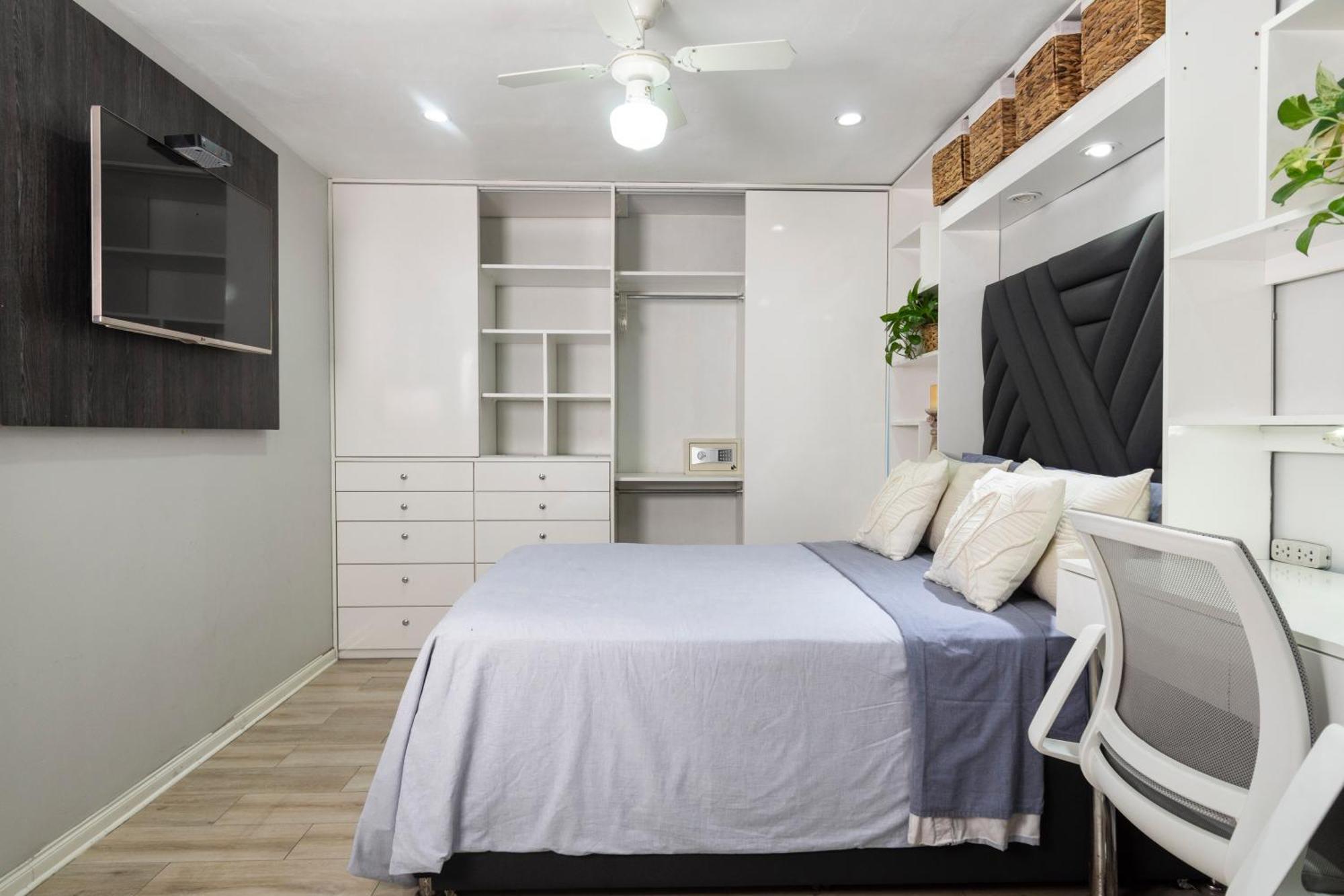 Casa Ramos Salamanca - Airport Pick Up And Drop Off Service - Homestay Лима Екстериор снимка